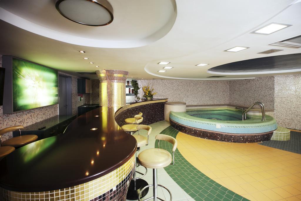 Victoria Hotel & Business Centre Μινσκ Εξωτερικό φωτογραφία